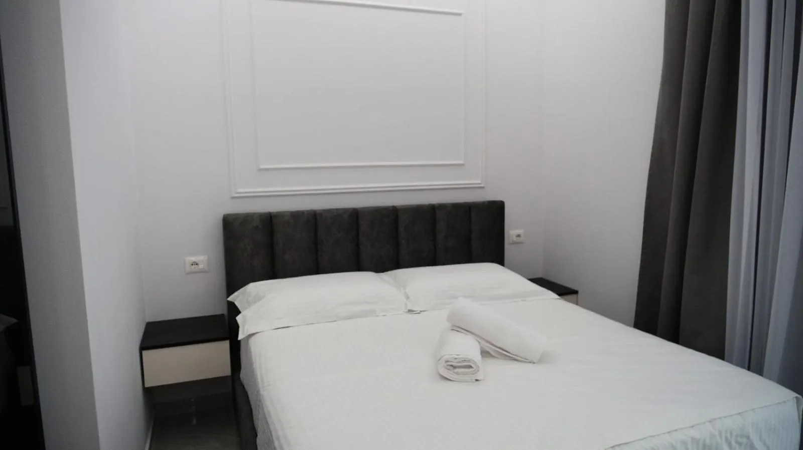 Bed & Breakfast Bar Restorant Hotel Rama Belsh Albánie
