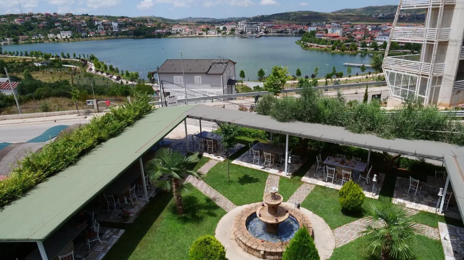 Bar Restorant Hotel Rama Belsh Albánie